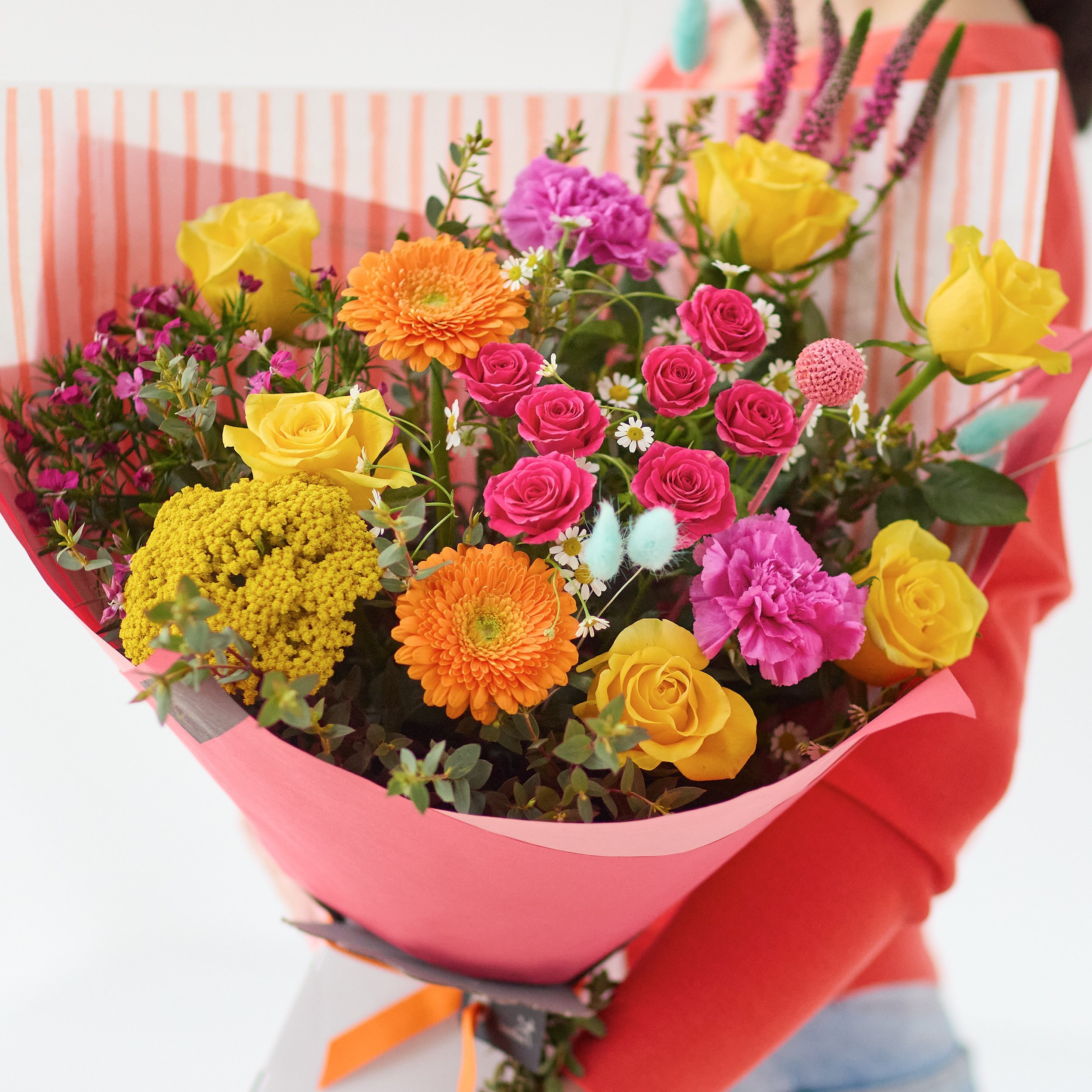Summer Trending Bouquet with Yellow Roses